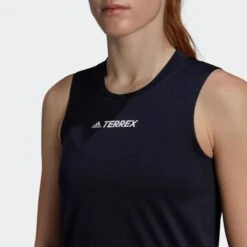 Adidas TERREX Tops Sporttop Terrex Dames Zwart 11 Adidas TERREX Tops Sporttop Terrex Dames Zwart -Hummel Winkel 06466a915f4d8ed03be16fe256a05358
