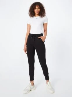 Brunotti Lange Broeken Tapered Outdoorbroek Helka Dames Zwart 11 Brunotti Lange Broeken Tapered Outdoorbroek Helka Dames Zwart -Hummel Winkel 0aae23efb47b4bad695cc0a9f4b54a02