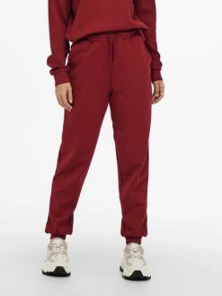 Only Play Lange Broeken Tapered Sportbroek Dames Karmijnrood -Hummel Winkel 0c5c3914f644617ebc760ea080c62079
