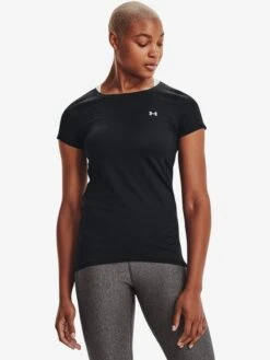 Under Armour T-shirts Functioneel Shirt UA HG ARMOUR SS Dames Zwart 11 Under Armour T-shirts Functioneel Shirt UA HG ARMOUR SS Dames Zwart -Hummel Winkel 2906a8cd248e04879265c88678b10ea6