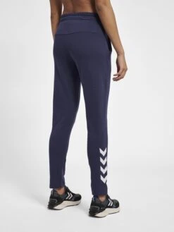 Hummel Lange Broeken Slimfit Sportbroek Dames Navy 14 Hummel Lange Broeken Slimfit Sportbroek Dames Navy -Hummel Winkel 3069ec209dd5a368e8952b58f716c766