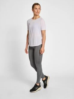 Hummel T-shirts Functioneel Shirt Vanja Dames Wit -Hummel Winkel 3e910559d9702743bebc5eb9418bf995