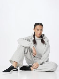 Aim'n Lange Broeken Regular Sportbroek Dames Lichtgrijs 11 Aim'n Lange Broeken Regular Sportbroek Dames Lichtgrijs -Hummel Winkel 558ba4b87baf622e566c5ddada5daea7