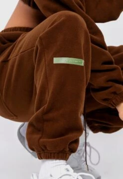 Trainingspakken Trainingspak Dames Bruin 19 Trainingspakken Trainingspak Dames Bruin -Hummel Winkel 633bbe336bb51abf2edae3c208215d5e