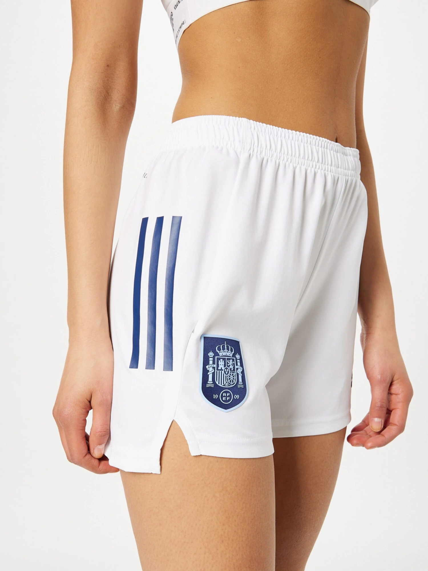 Adidas Sportswear Shorts Regular Sportbroek Dames Wit 4 Adidas Sportswear Shorts Regular Sportbroek Dames Wit - Afbeelding 2