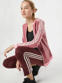 Adidas Sportswear Trainingspakken Trainingspak Dames Pink / Oudroze / Donkerrood -Hummel Winkel 8f1be8452d93667e387ad0ee0322b1a3