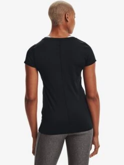 Under Armour T-shirts Functioneel Shirt UA HG ARMOUR SS Dames Zwart 12 Under Armour T-shirts Functioneel Shirt UA HG ARMOUR SS Dames Zwart -Hummel Winkel 917e62aed3877797a76e222f791a5284