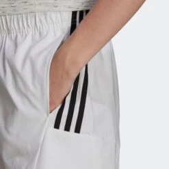 Adidas Sportswear Shorts Loosefit Sportbroek Dames Wit -Hummel Winkel a7b8480bec31485f4b8f62780511bb79
