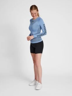 Hummel Longsleeves Functioneel Shirt Dames Duifblauw 14 Hummel Longsleeves Functioneel Shirt Dames Duifblauw -Hummel Winkel badb026ff53dc027d94396d9356cb533