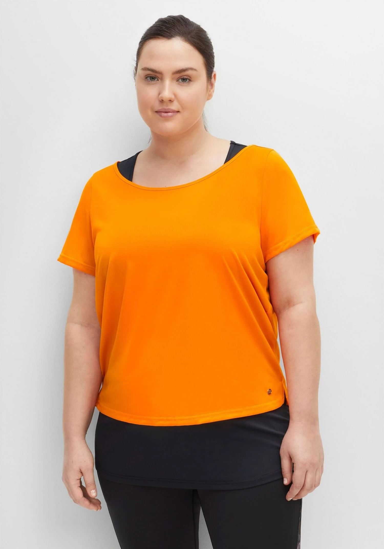 Sheego T-shirts Functioneel Shirt Dames Oranje / Zwart 4 Sheego T-shirts Functioneel Shirt Dames Oranje / Zwart - Afbeelding 2
