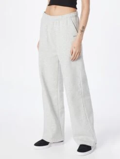 Aim'n Lange Broeken Regular Sportbroek Dames Lichtgrijs 9 Aim'n Lange Broeken Regular Sportbroek Dames Lichtgrijs -Hummel Winkel bce720f8af03019c22f21dfbbc67678c