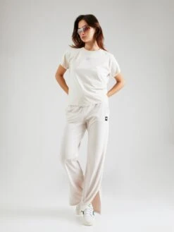 T-shirts Functioneel Shirt Dames Beige -Hummel Winkel cac2be1920c2f493b139ec1884c4fb2d