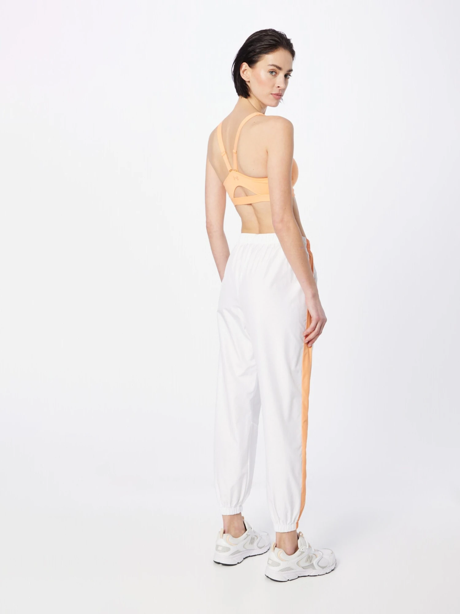 Under Armour Lange Broeken Tapered Sportbroek Dames Wit 6 Under Armour Lange Broeken Tapered Sportbroek Dames Wit - Afbeelding 4