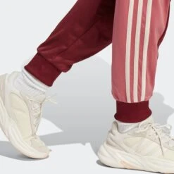 Adidas Sportswear Trainingspakken Trainingspak Dames Lichtroze / Bourgogne 9 Adidas Sportswear Trainingspakken Trainingspak Dames Lichtroze / Bourgogne -Hummel Winkel e8853b731ddab3026d3f06aba4e3404b